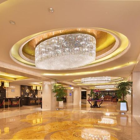 Shenzhen Baolilai International Hotel Экстерьер фото